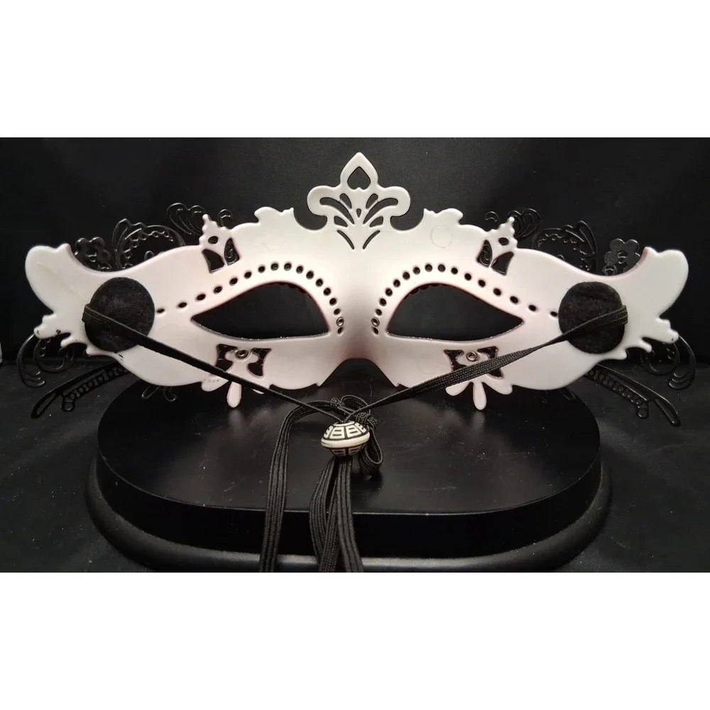 Black and Pink Laser-Cut Masquerade mask with Rhinestones Adult Size